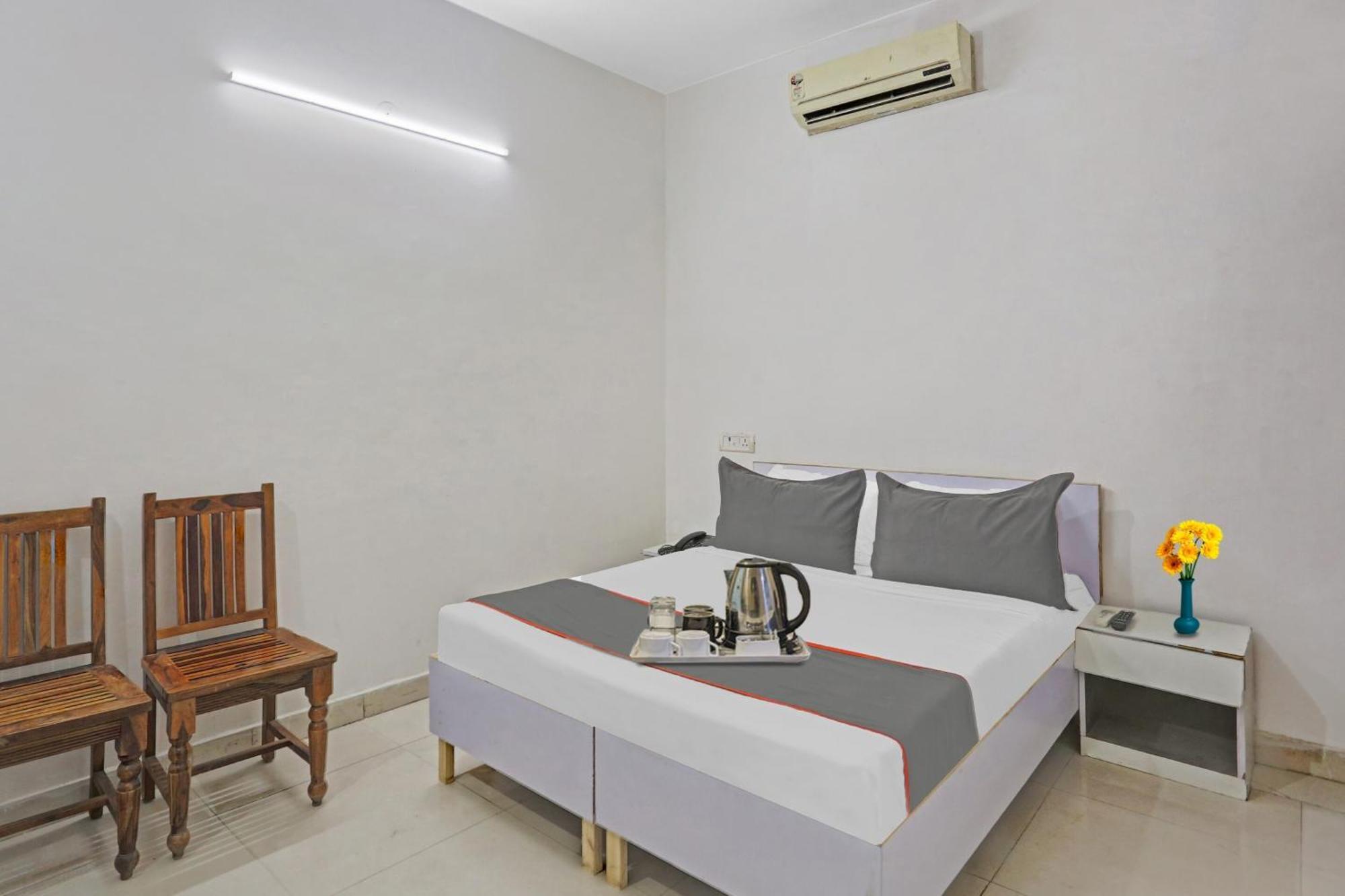 O Imperial Residency Near Dashrath Puri Metro Station 3* New Delhi